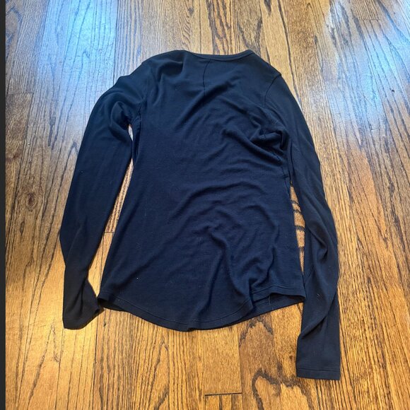 Lululemon Hold Tight Long-Sleeve Shirt - Picture 2 of 4